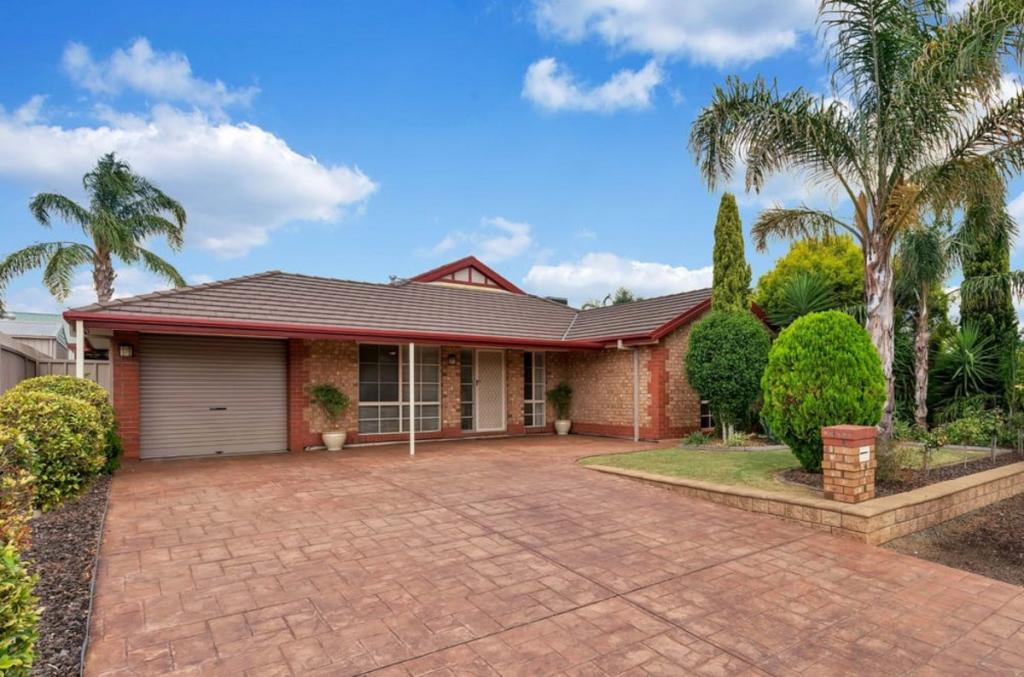 4 Rhode Island Dr, Parafield Gardens, SA 5107