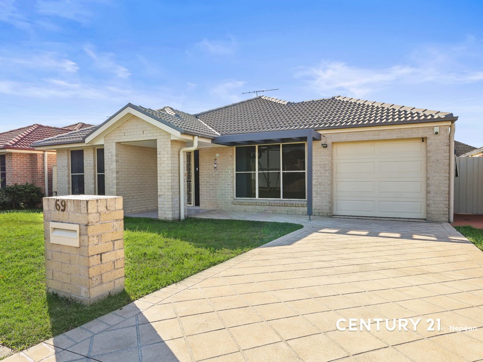 69 Lilydale Dr, Woodcroft, NSW 2767