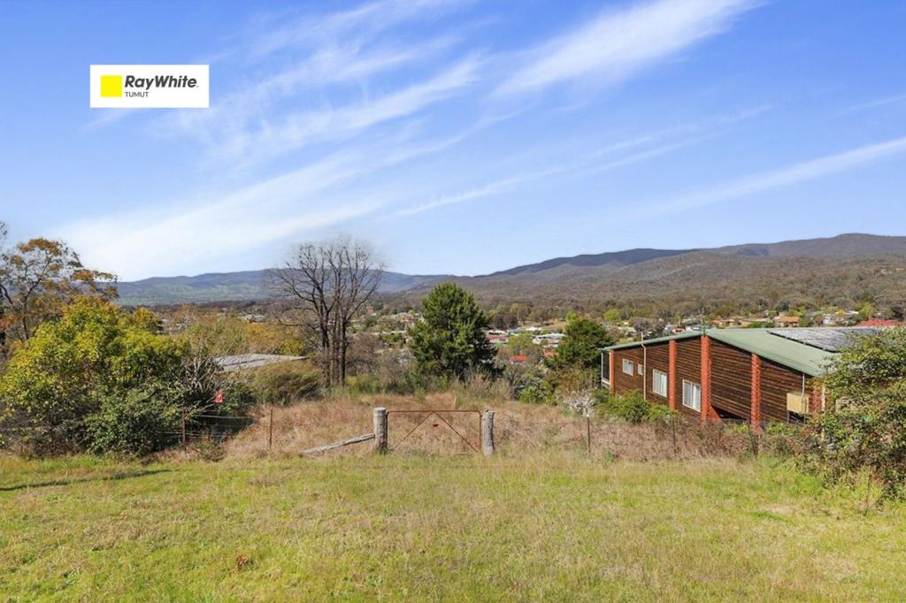 100 Howick St, Tumut, NSW 2720