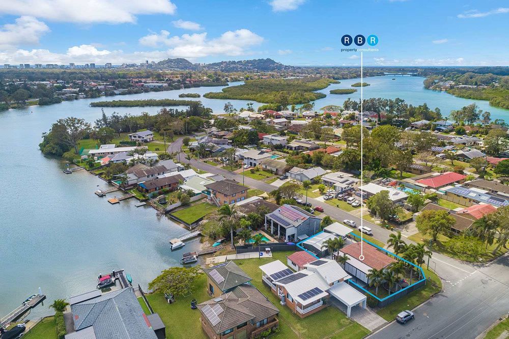 31 Lakes Dr, Tweed Heads West, NSW 2485