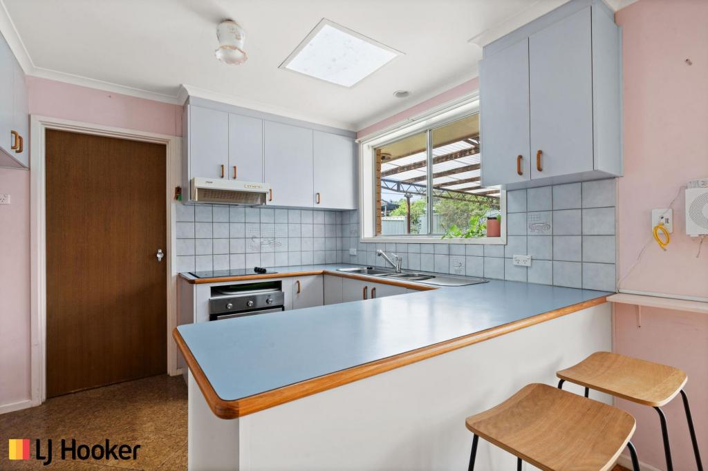 57 Mockridge Cres, Holt, ACT 2615