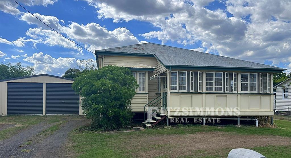102a Pratten St, Dalby, QLD 4405