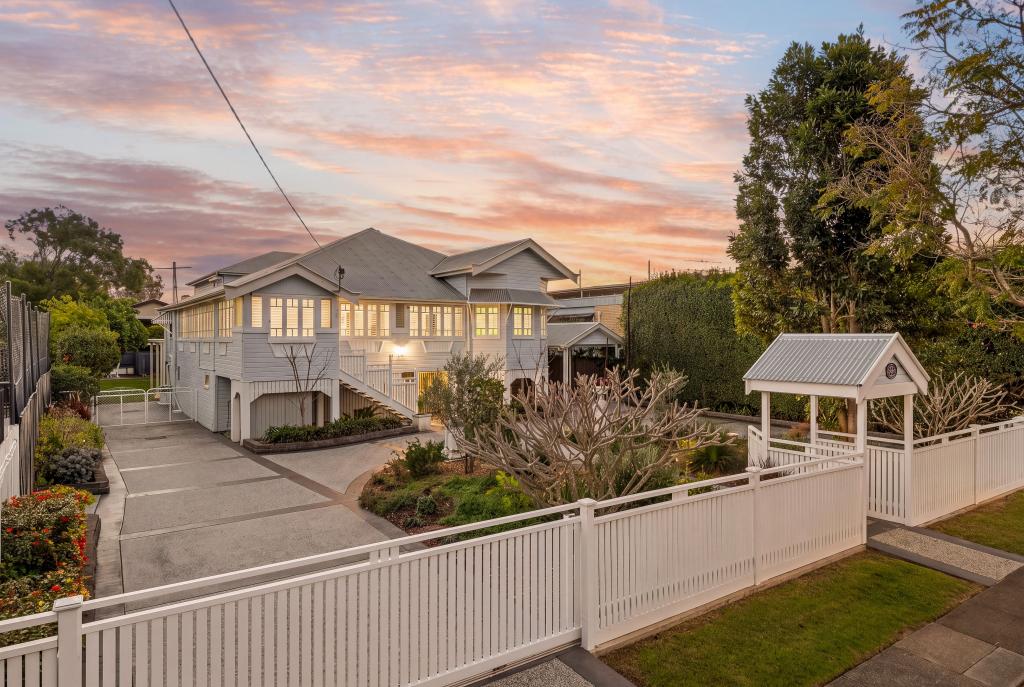 68 Kent Rd, Wooloowin, QLD 4030