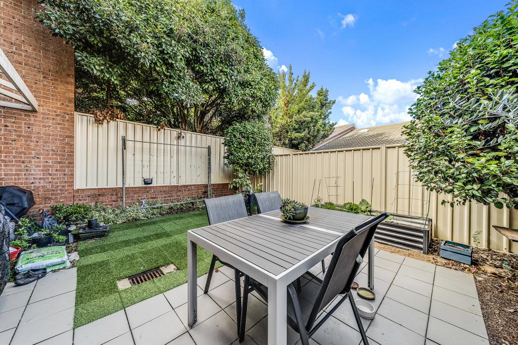98/15 John Cleland Cres, Florey, ACT 2615