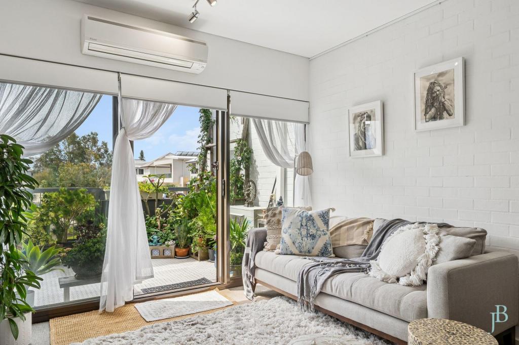 48/59 Breaksea Dr, North Coogee, WA 6163