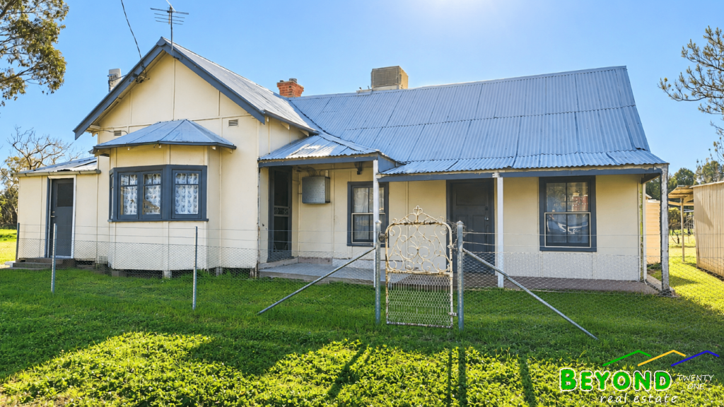 52 Lower Castlereagh St, Gilgandra, NSW 2827