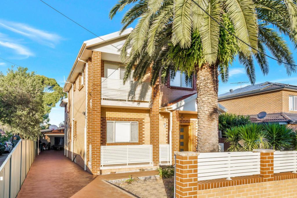 5 Lascelles Ave, Greenacre, NSW 2190