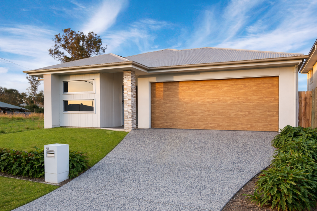 65 Parkview Pde, Ripley, QLD 4306