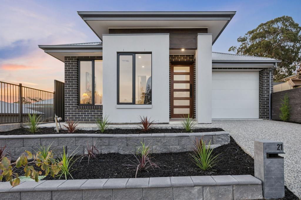 21 OAKEN ST, MOUNT BARKER, SA 5251