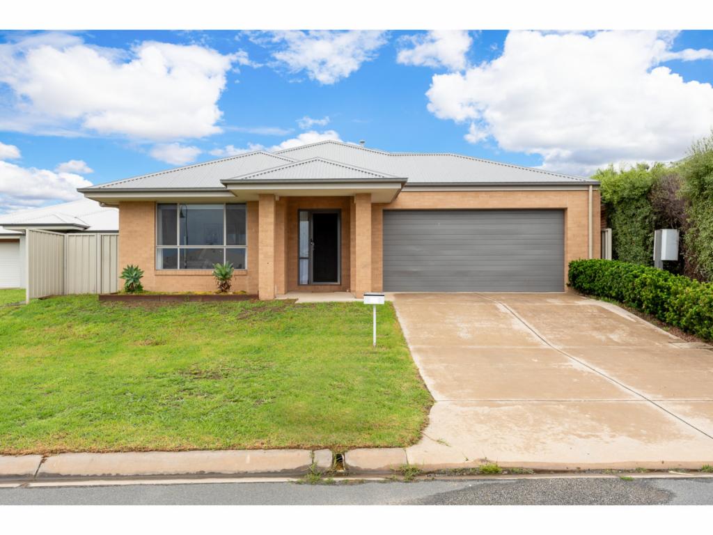 23 Hanrahan St, Hamilton Valley, NSW 2641