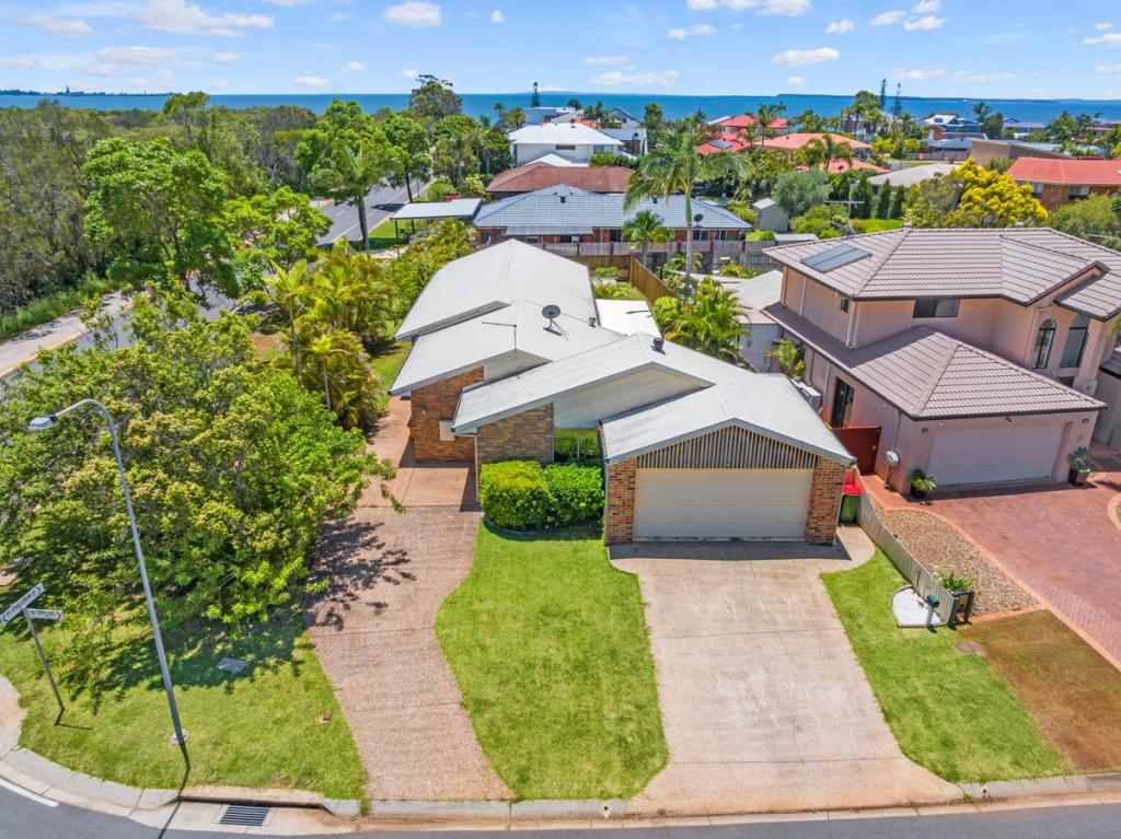 2 Tipplers St, Victoria Point, QLD 4165