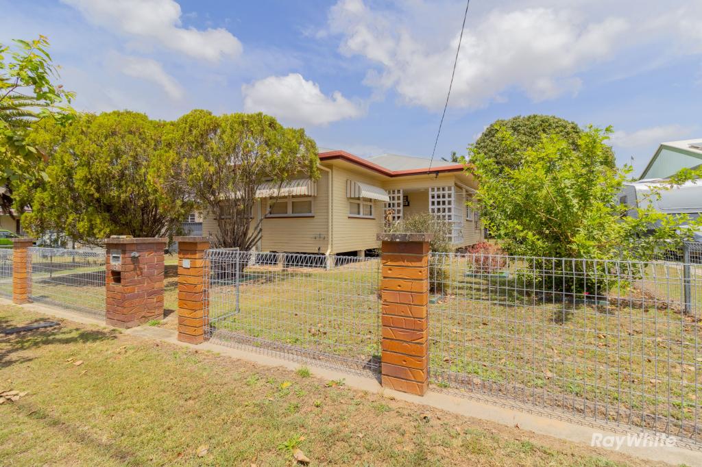 8 BARNES ST, SVENSSON HEIGHTS, QLD 4670