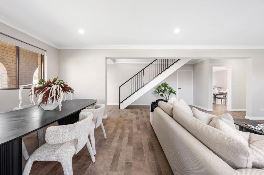 7 Pierce Cl, Prairiewood, NSW 2176