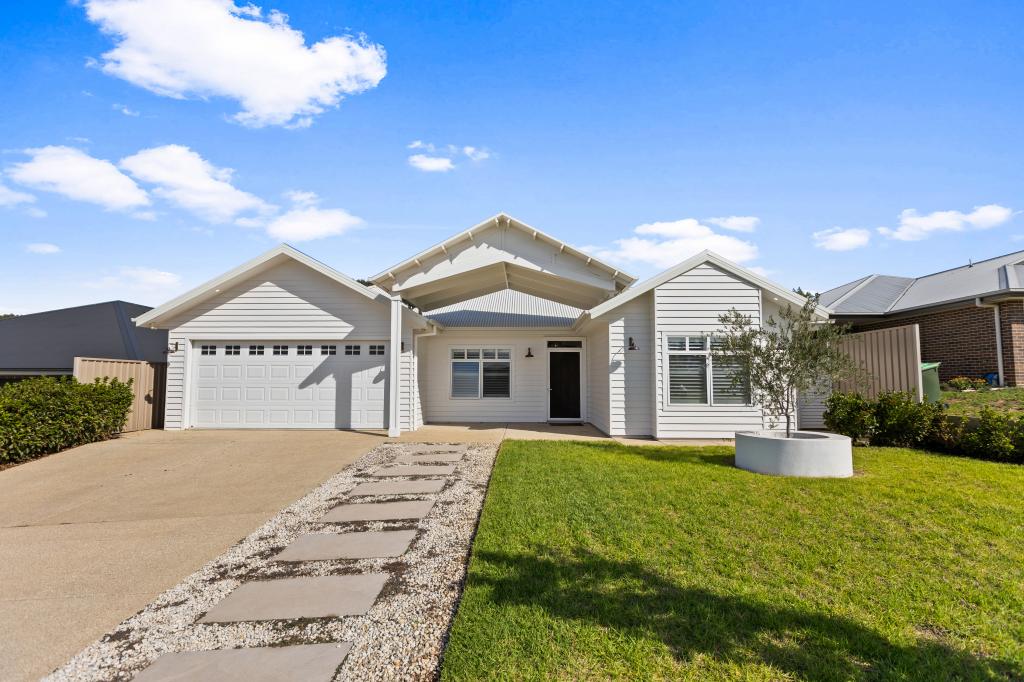 146 Bradman Dr, Boorooma, NSW 2650