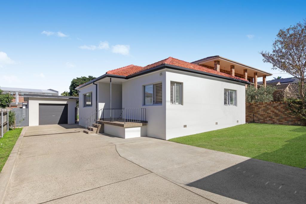 99 Mcintosh Rd, Narraweena, NSW 2099