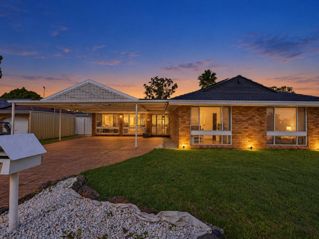 15 Sopwith Ave, Raby, NSW 2566