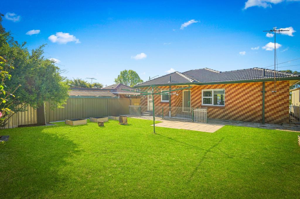 32 GREAT WESTERN HWY, KINGSWOOD, NSW 2747