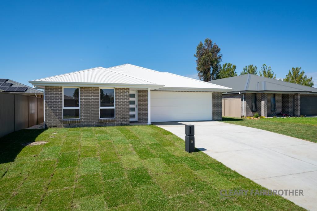 4 Yellow Box Pl, Gormans Hill, NSW 2795