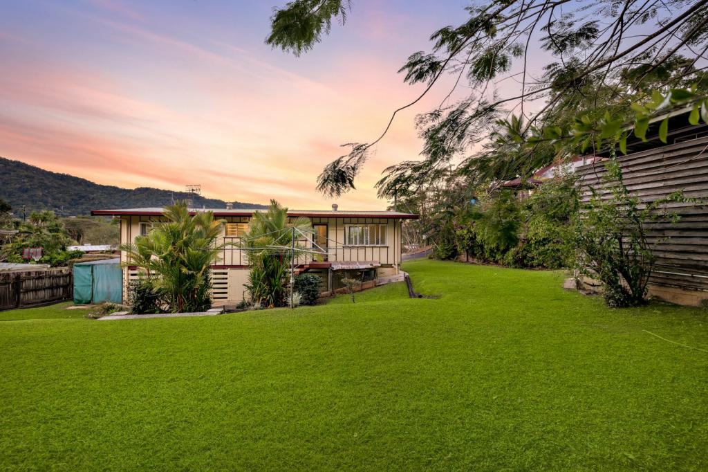 170 Hillview Cres, Whitfield, QLD 4870