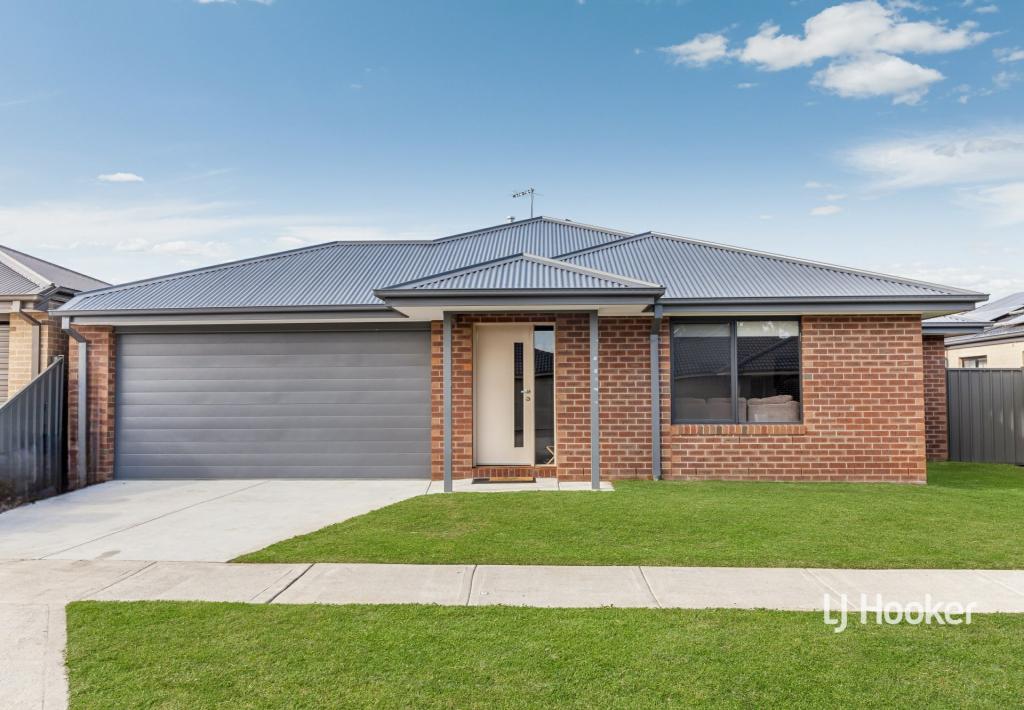 14 Wispering Cct, Kilmore, VIC 3764