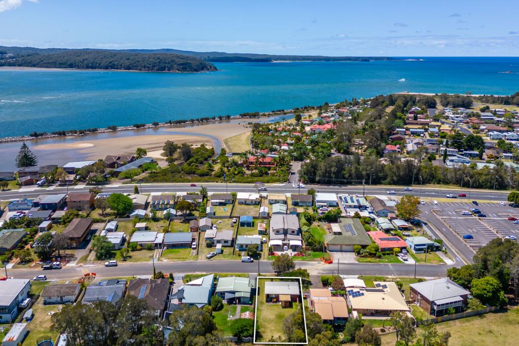 64 Golf Links Dr, Batemans Bay, NSW 2536