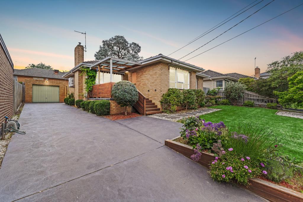 3 LEONARD ST, ASHWOOD, VIC 3147