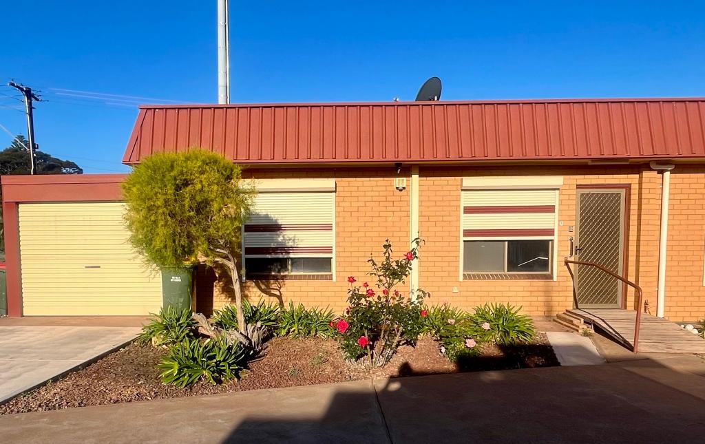 1/1 Williams St, Whyalla Norrie, SA 5608