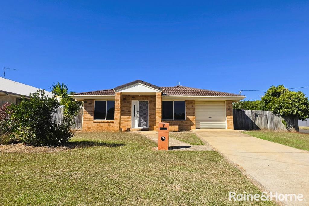 7 Milton St, Burnett Heads, QLD 4670