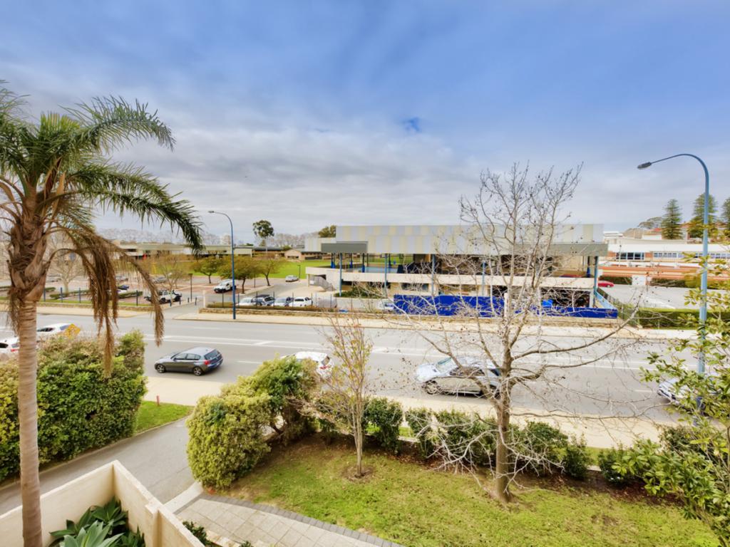 21/375 Stirling Hwy, Claremont, WA 6010