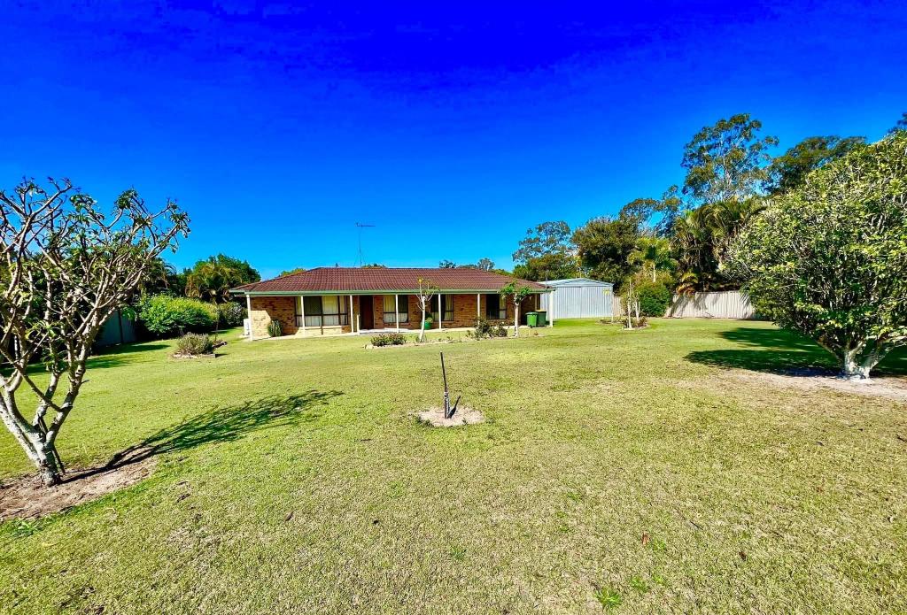 16 Aylward Rd, Ningi, QLD 4511