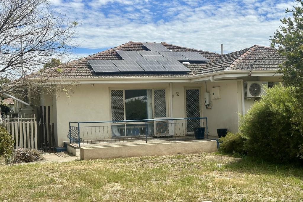 2 Conroy St, Katanning, WA 6317