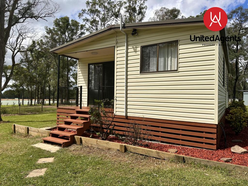 180A OAKS RD, THIRLMERE, NSW 2572