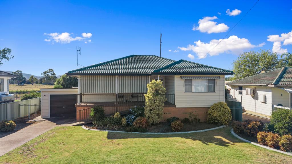 41 Kurrawan St, South Tamworth, NSW 2340