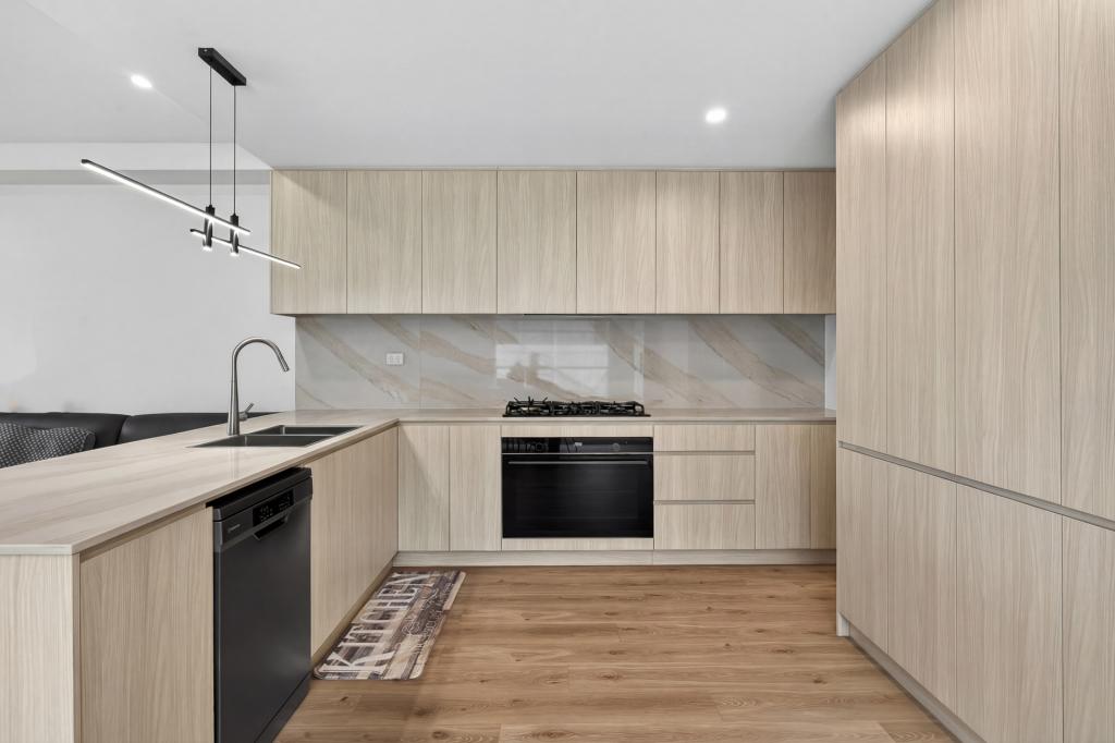 73C JACK O'SULLIVAN RD, MOOREBANK, NSW 2170