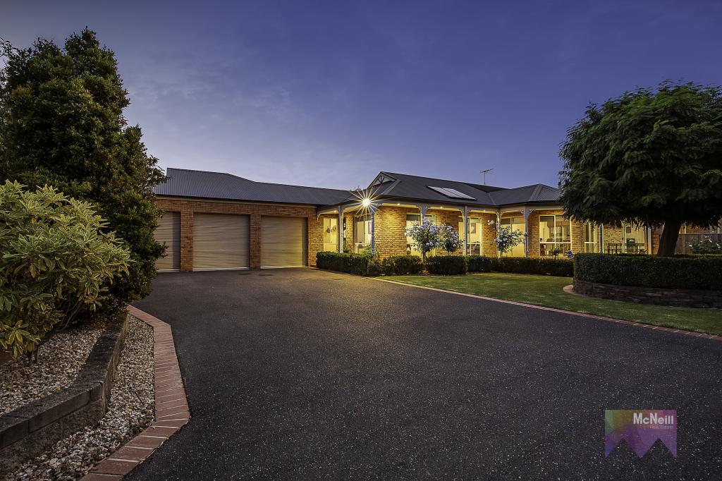 23 Brimbrim Cres, Mornington, VIC 3931