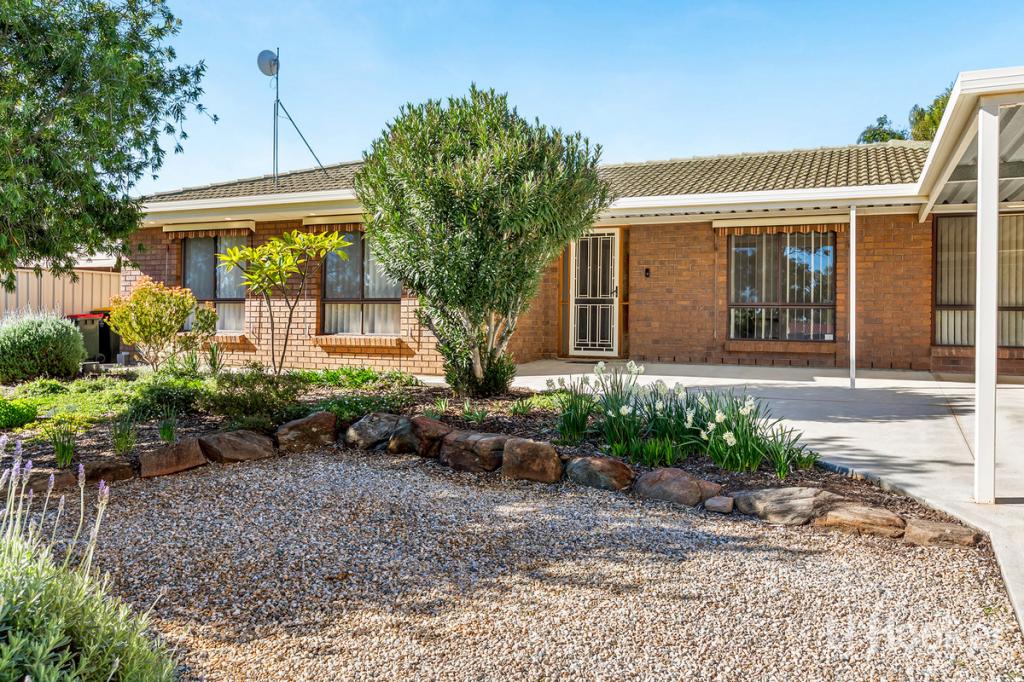 8 Olinda St, Craigmore, SA 5114