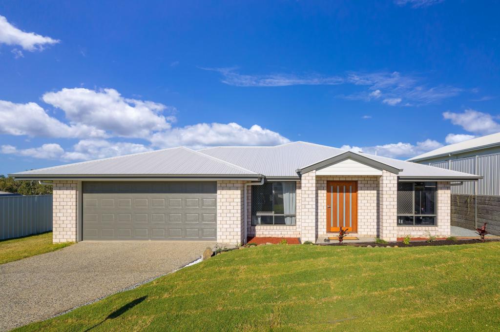 32 Golf Links Cir, Gympie, QLD 4570