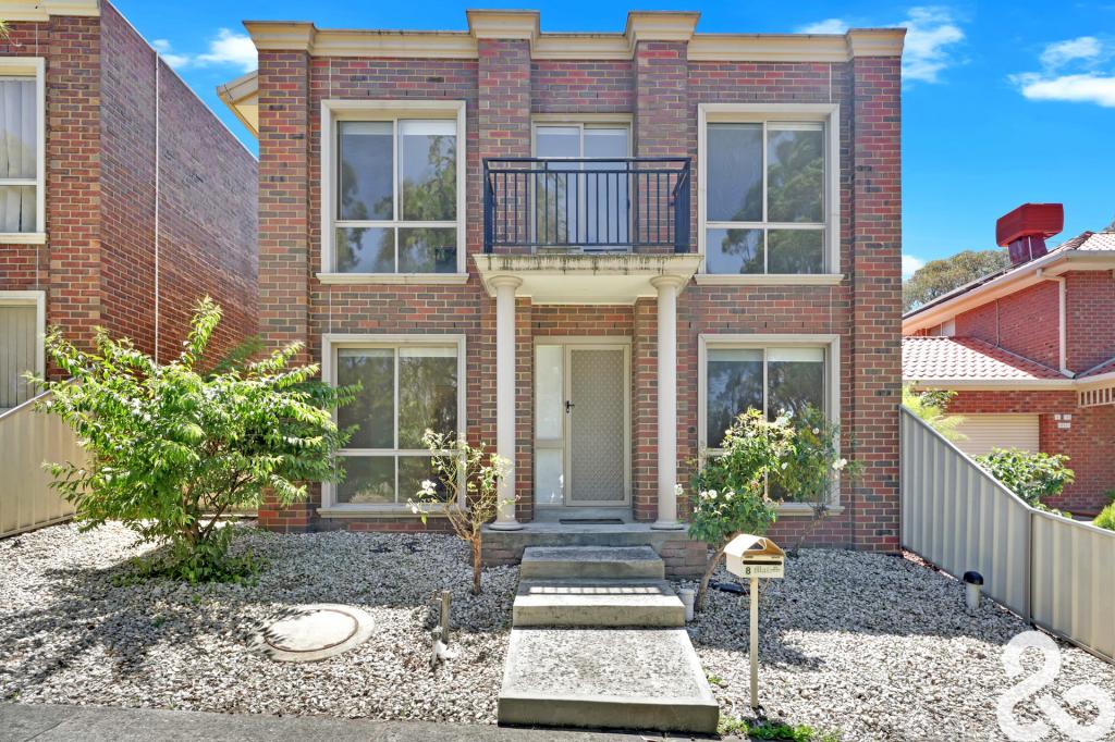 8 THE GREEN, MILL PARK, VIC 3082