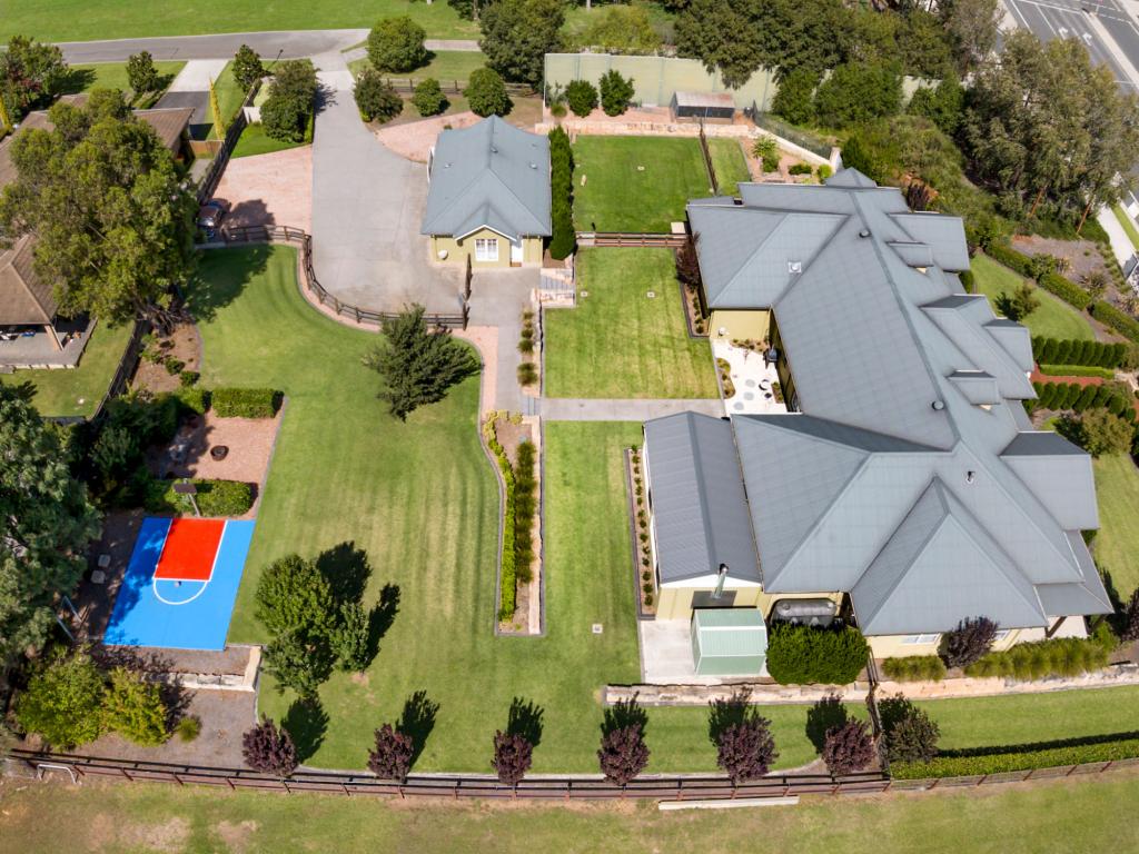 2 Pembroke Pde, Wilton, NSW 2571