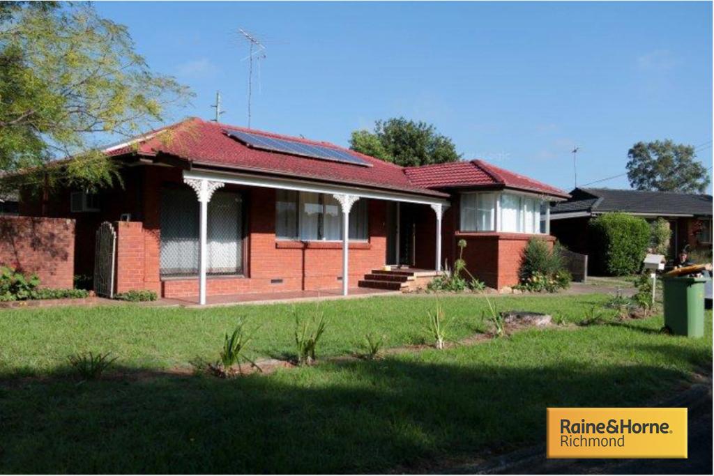 7 BELL AVE, HOBARTVILLE, NSW 2753