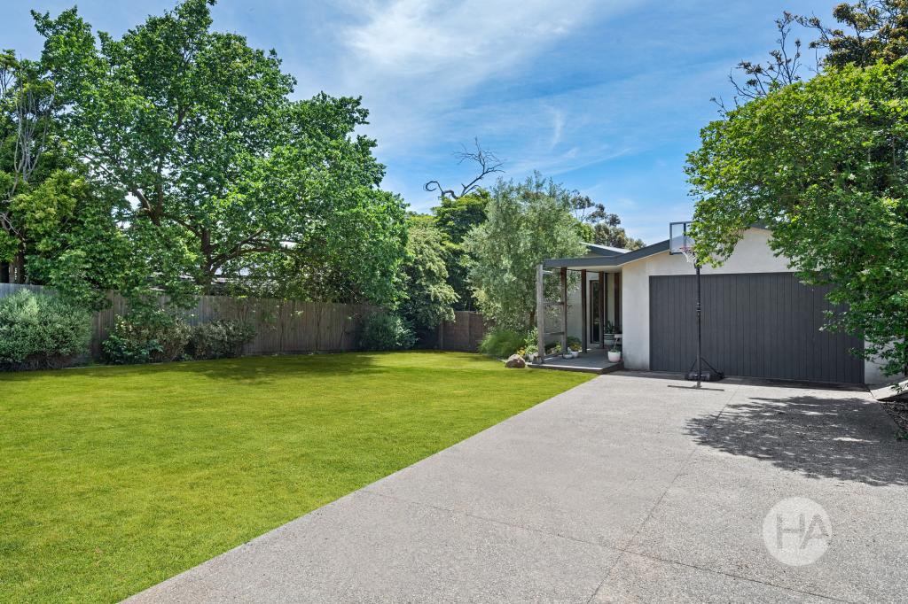 9 DUERAN ST, MOUNT ELIZA, VIC 3930