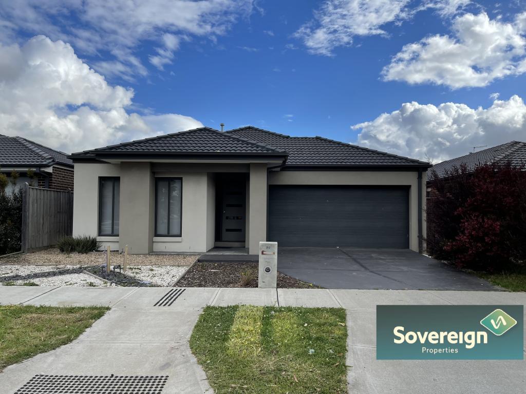 22 SWALLOWTAIL AVE, CLYDE NORTH, VIC 3978