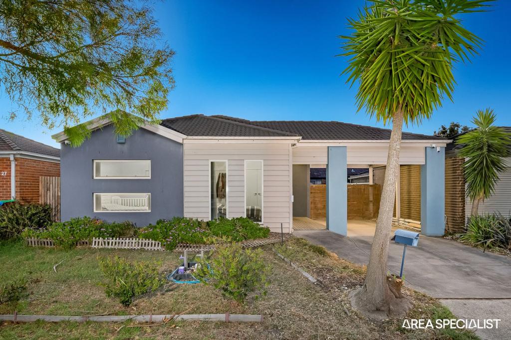 25 Tyndall St, Cranbourne East, VIC 3977