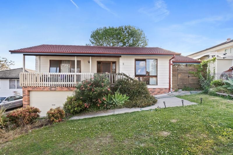 5 Kilmorey St, Busby, NSW 2168