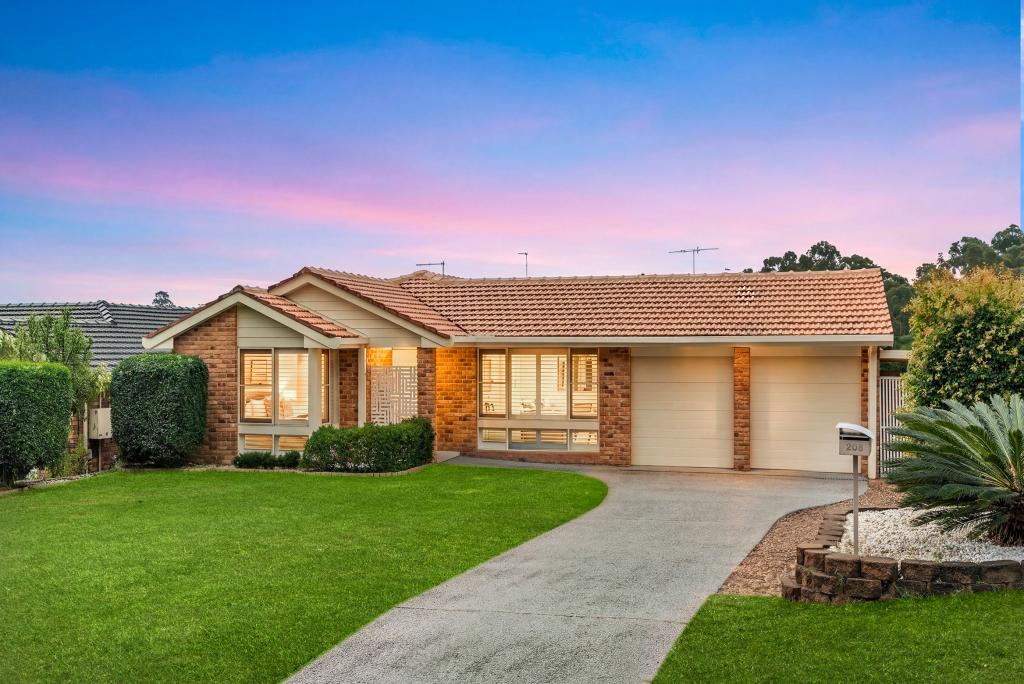 208 Ridgecrop Dr, Castle Hill, NSW 2154