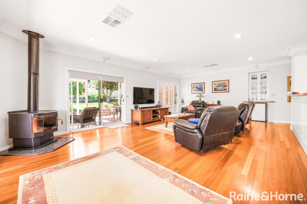 20 BANDALONG ST, HILLVUE, NSW 2340