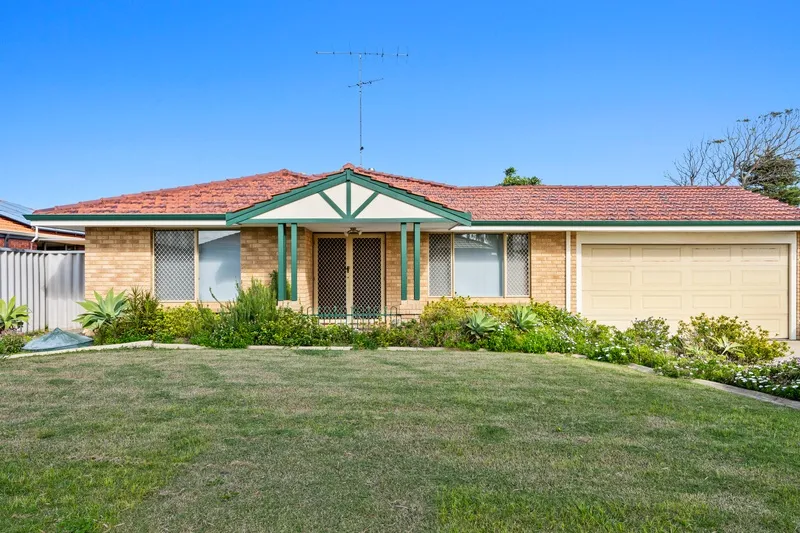 21 Mayflower Cl, Port Kennedy, WA 6172