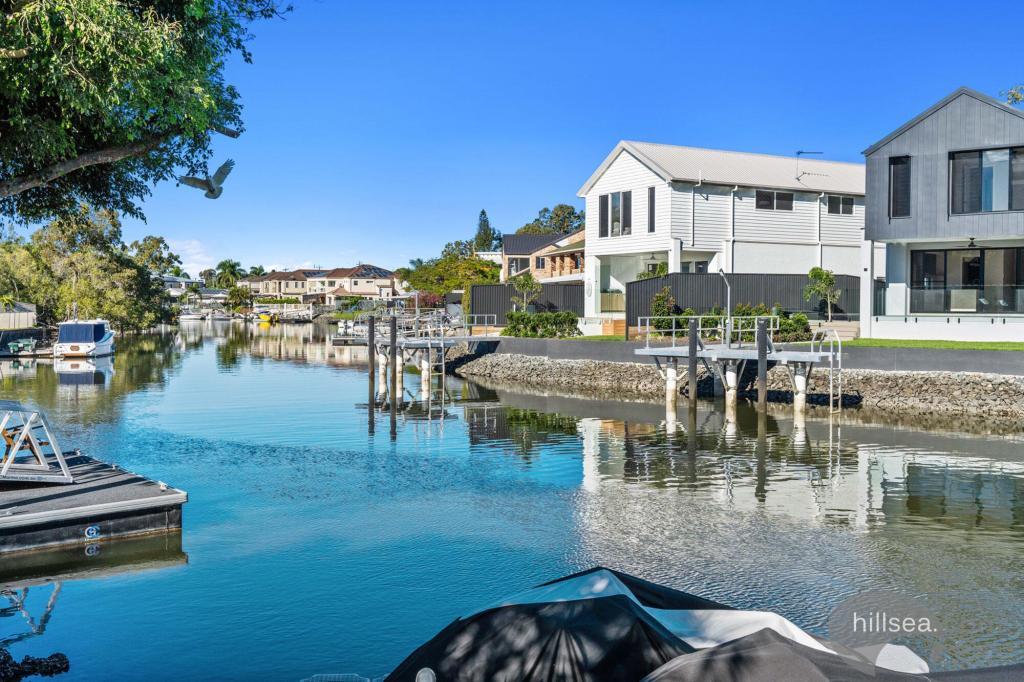 14 KILMARTIN ESP, BIGGERA WATERS, QLD 4216