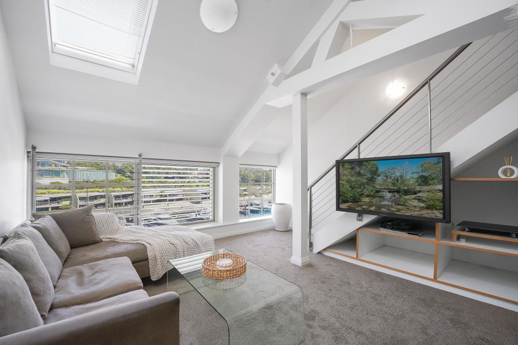 572/6 Cowper Wharf Rd, Woolloomooloo, NSW 2011