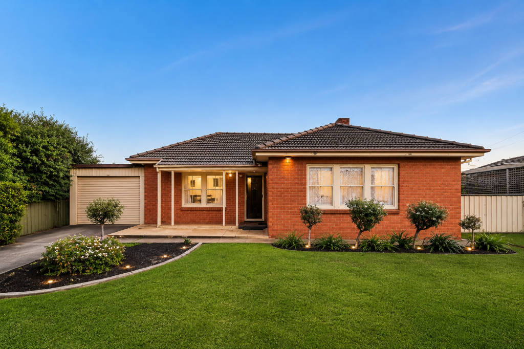 3 LARKHILL RD, ELIZABETH NORTH, SA 5113